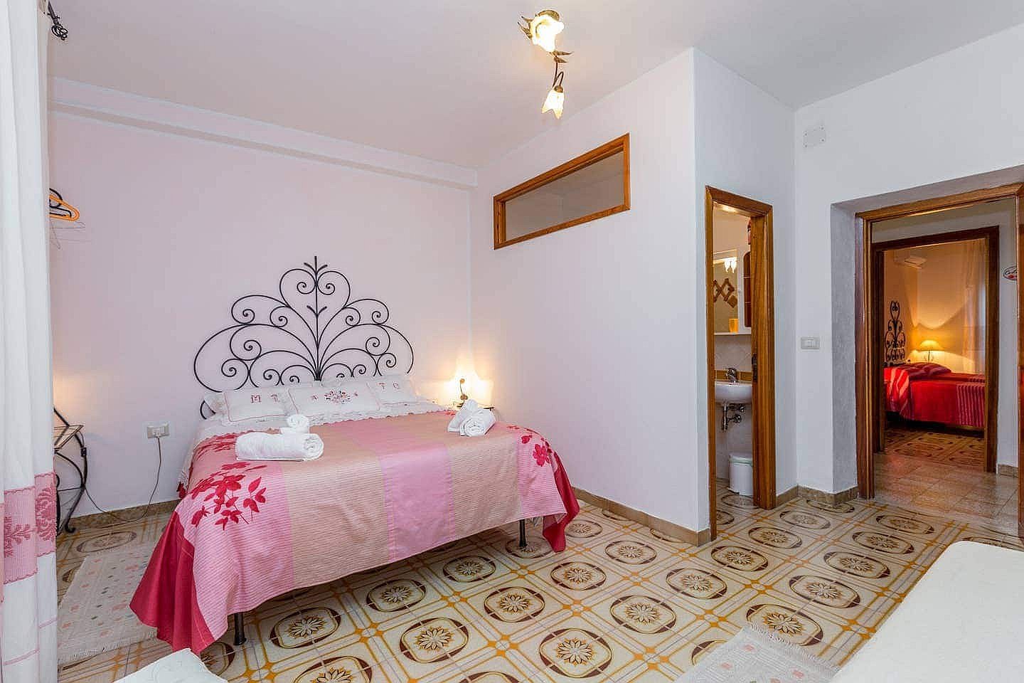 beff4adb-e439-44ec-abee-3586f8bbcac2