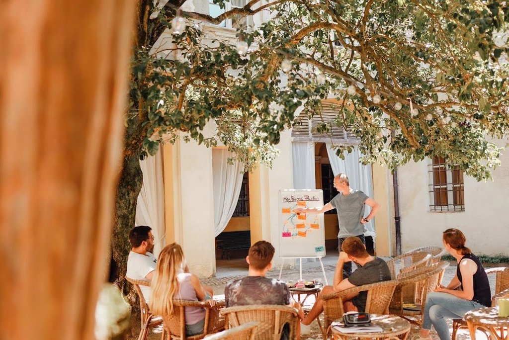 Unplug & Reconnect on The Hills