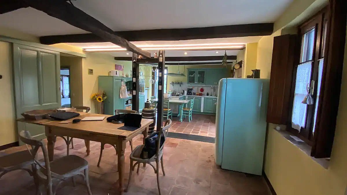 big-country-house-novello-smartway11
