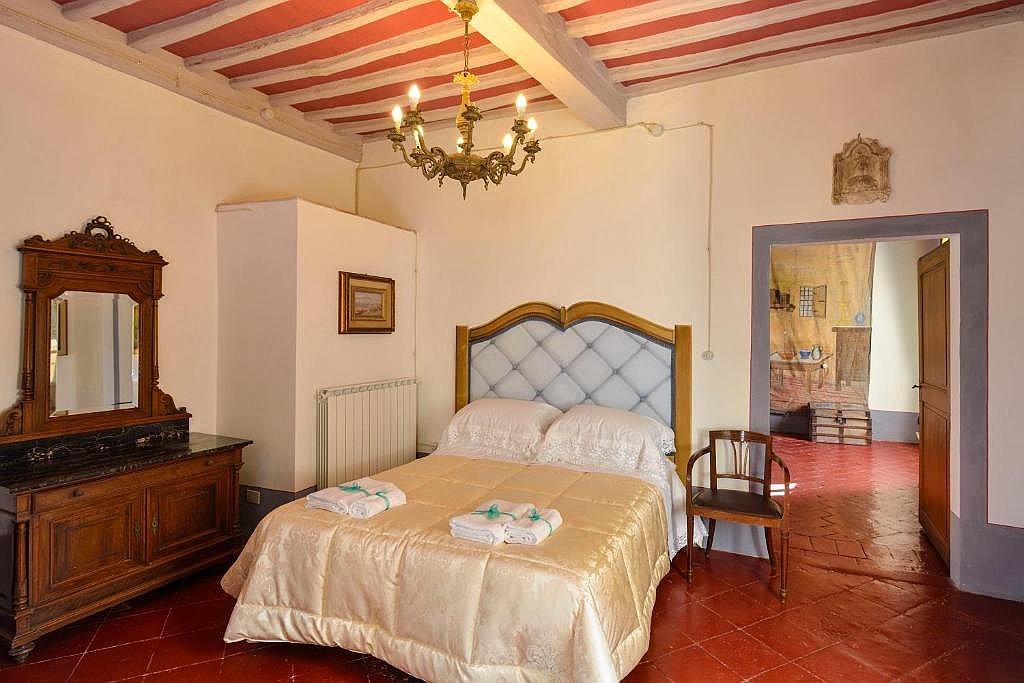 6-bedroom