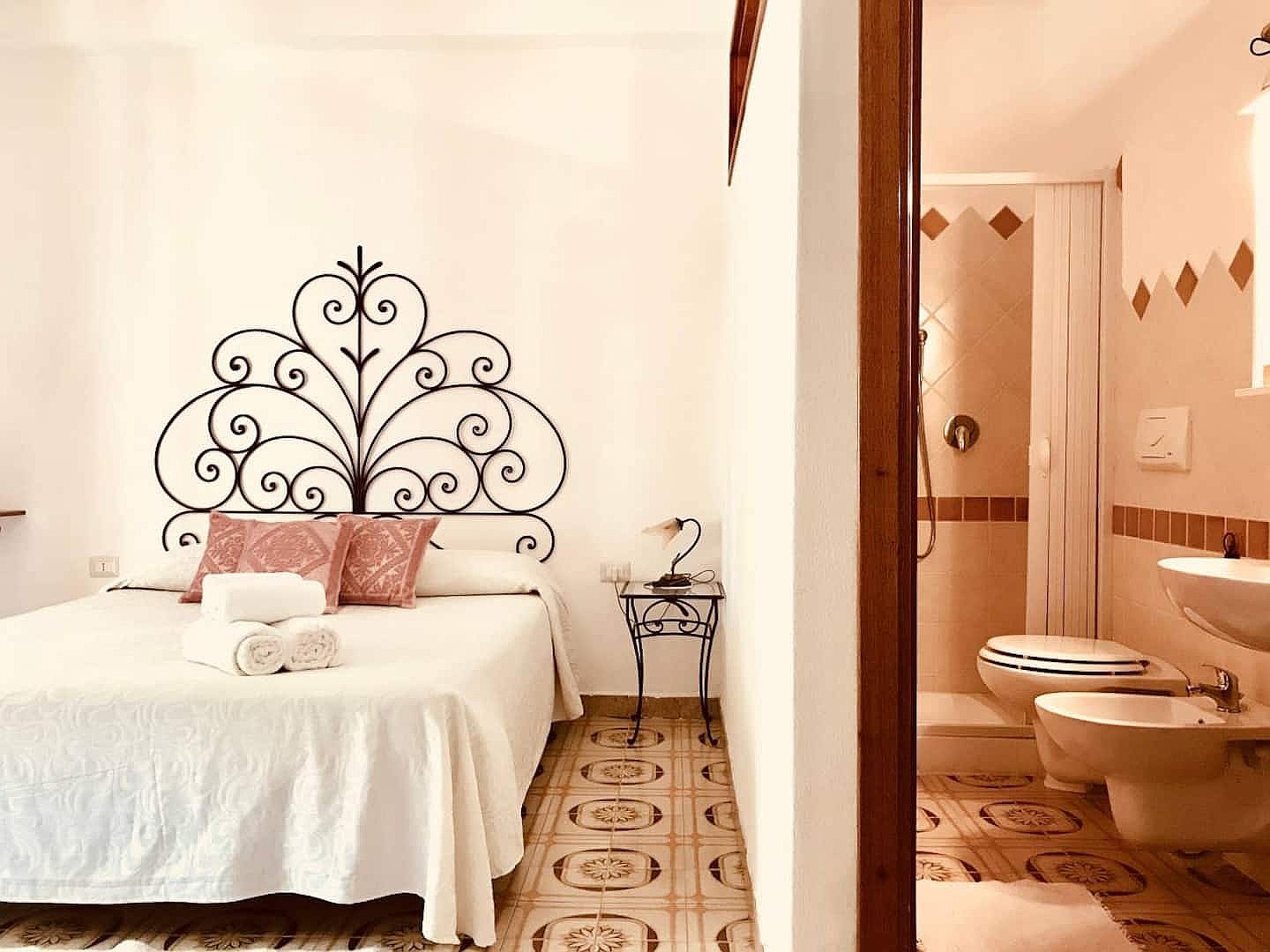 1034c929-de0d-479f-b677-80295327bcc7